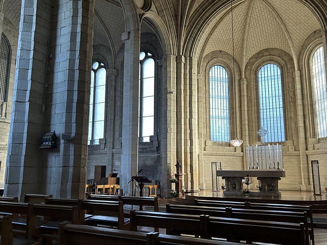 chapelle-lalique-dome-douvres