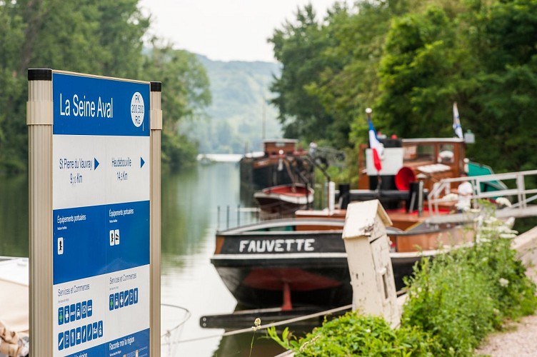 Plaisance à Poses © normandie-photo.com