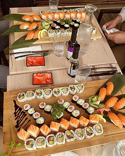 SUSHI DESTINATION
