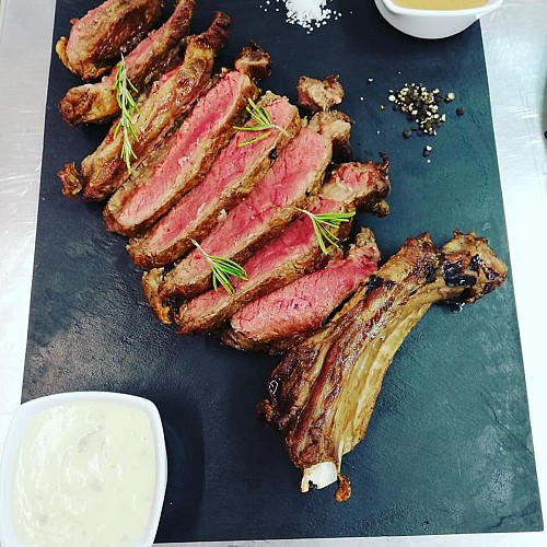 Restaurant Le Clos-Saint-Victor à Devay