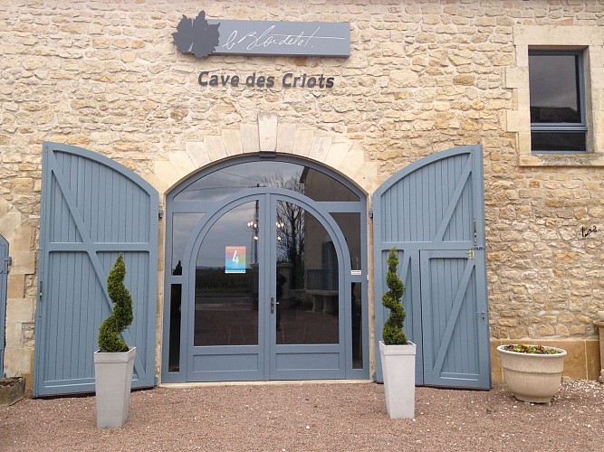 Vue l'exterieur du domaine