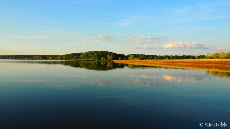 COUCHER DE SOLEIL SUR L'ETANG DE BAYE. Bis jpg