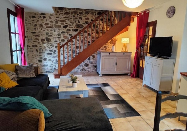 La maison des étangs Ladignac salon