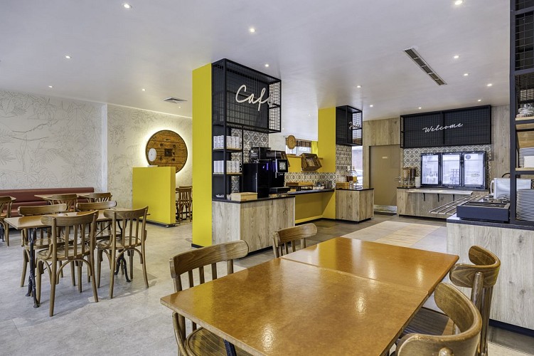 241018_AntoineDeckers_BBHotelMonsGare_LD_17