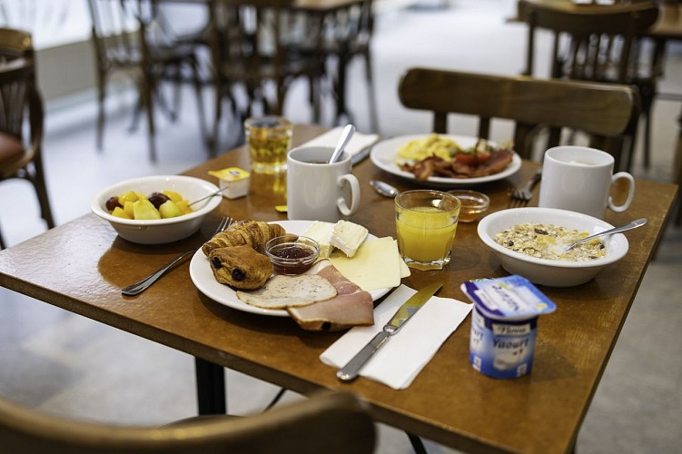 241018_AntoineDeckers_BBHotelMonsGare_LD_22