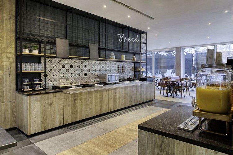 241018_AntoineDeckers_BBHotelMonsGare_LD_19