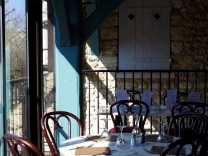 Table patio - Les Nymphéas