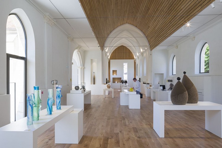 LE VAUDREUIL-Espace d'esposition carré St Cyr