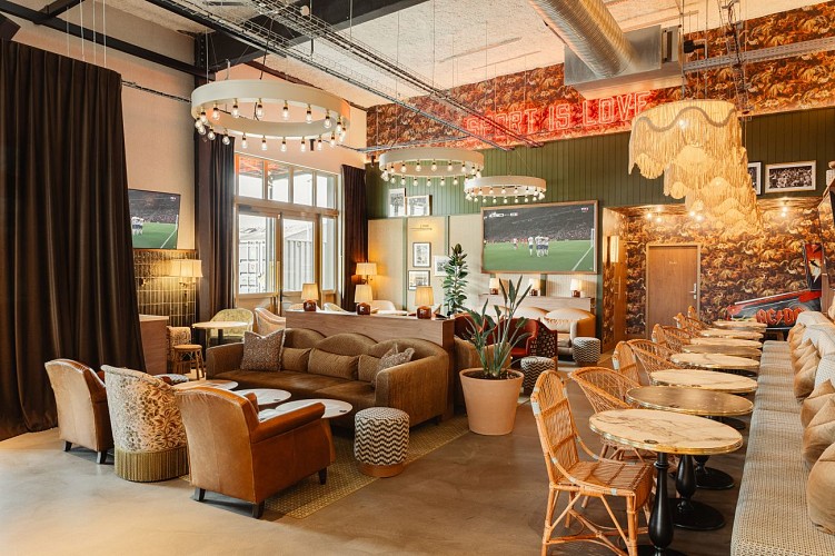 BDS - Sports bar, Restaurant & Café