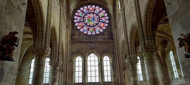 Intérieur de l'église Saint-Jean-Baptiste de Vaux II