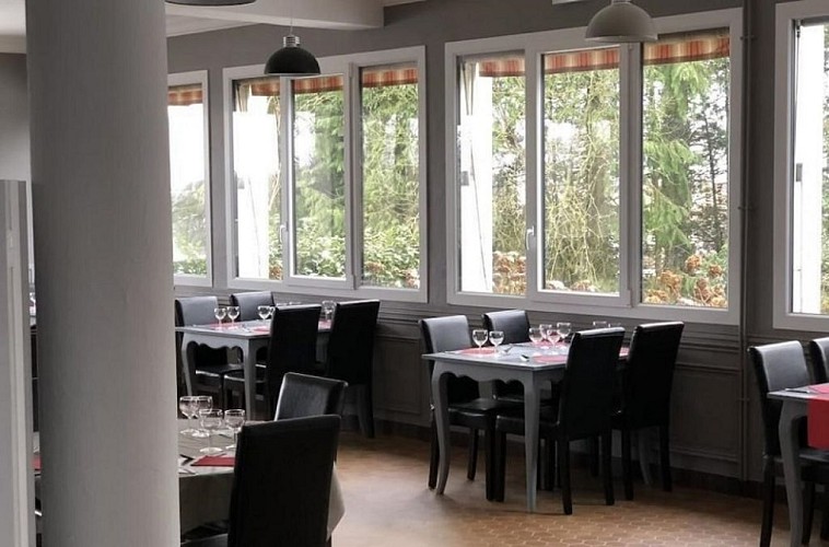 G44445-le-grand-gite-du-lac-le-teilleul-8