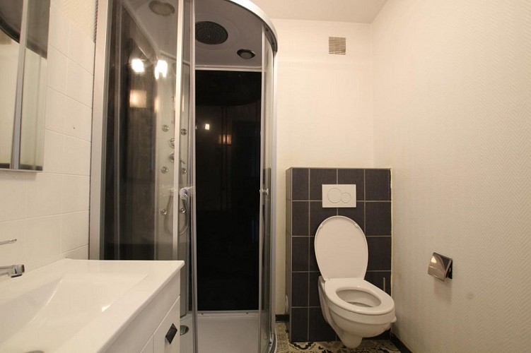 G44445-le-grand-gite-du-lac-le-teilleul-2