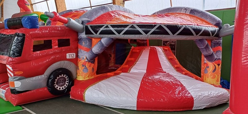 JUMPIN76©JUMPIN76 (1)