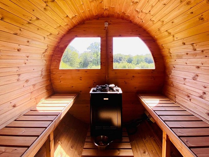 sauna nono etape en foret (TIS)