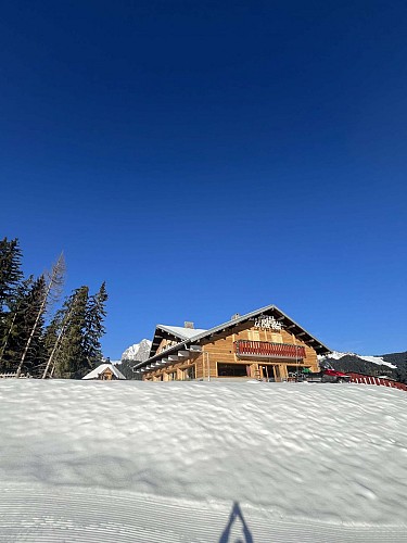 Le Crêt-Béni mountain restaurant