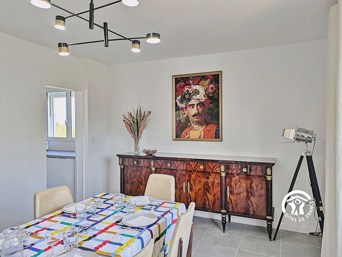 LA MAISON DE SAINTE SUZANNE, 5 PERS