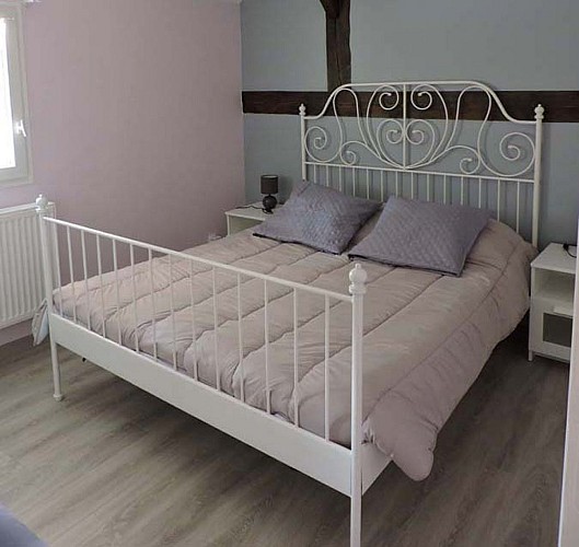 Chambre à coucher 1 du gîte Les cigognes à Dachstein