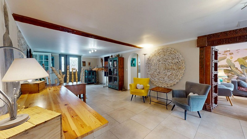 Maître Loup-Au coeur du Domaine