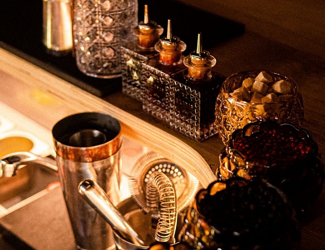 Oko Restaurant &amp; Cocktails Bar