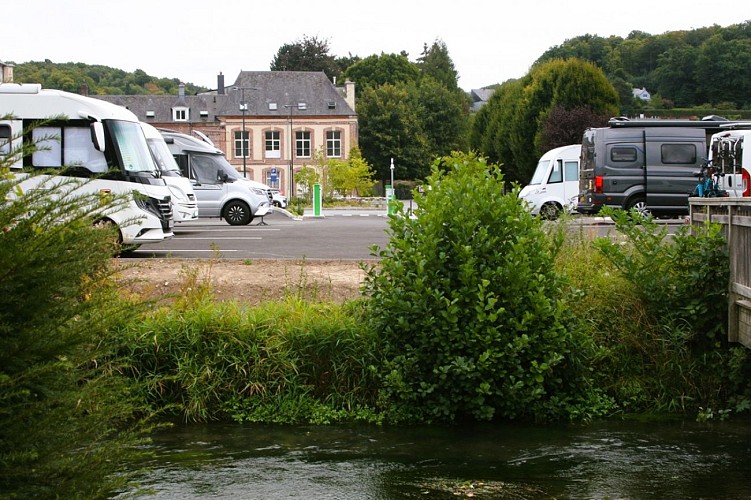 Aire de camping car de Montville 1 ©ML Vittori OTNCV