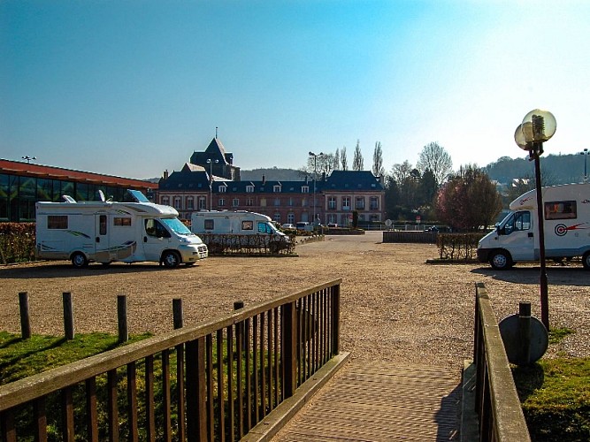Aire d'accueil camping-cars de Montville