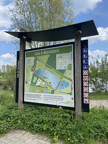 Base de loisirs des 6 bonniers et bois des 17 Bonniers.