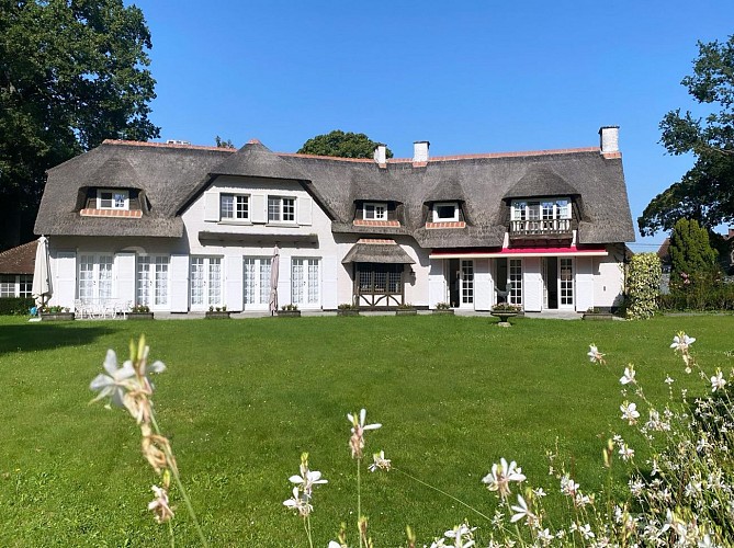 Cécila by Mélanie Englebin