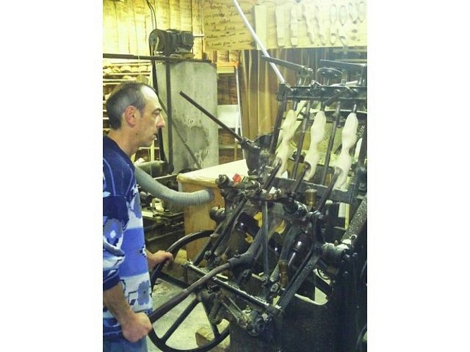Klompenmakerij la saboterie in la bresse