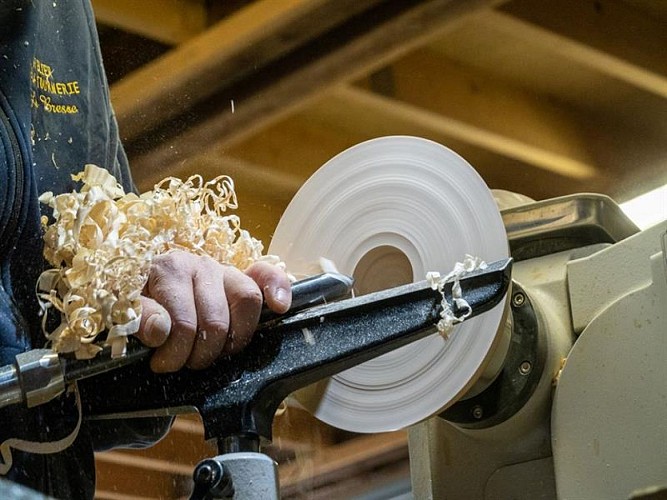 DREHWERKSTATT ATELIER DE LA TOURNERIE
