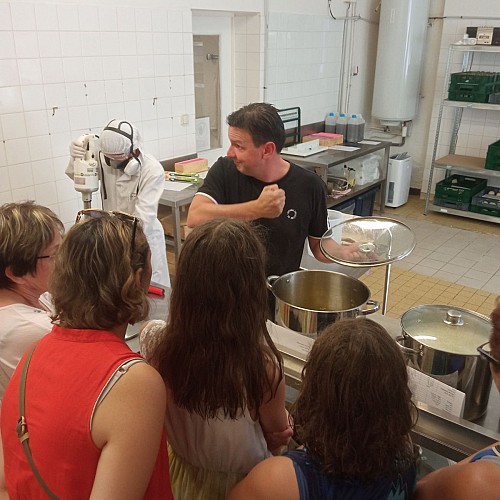 Visite possible de la savonnerie sur demande.