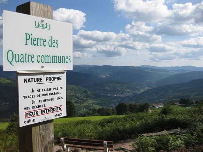 La pierre des 4 communes