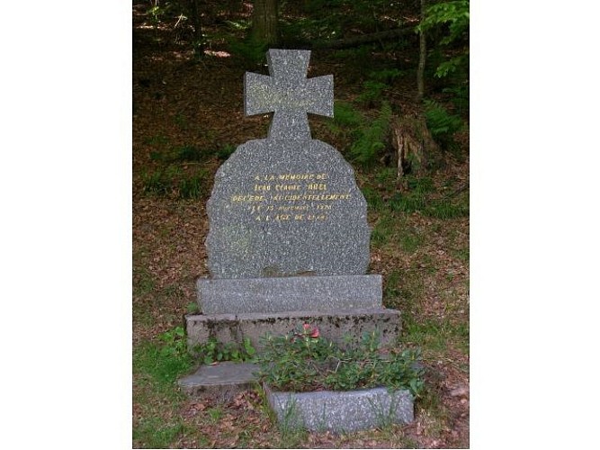 DENKMAL LE COLLET MANSUY