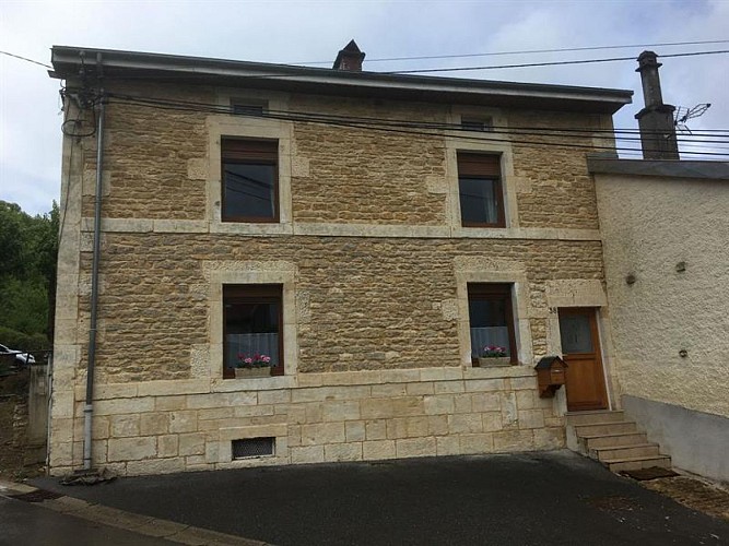 GÎTE À L'ORÉE DU BOIS