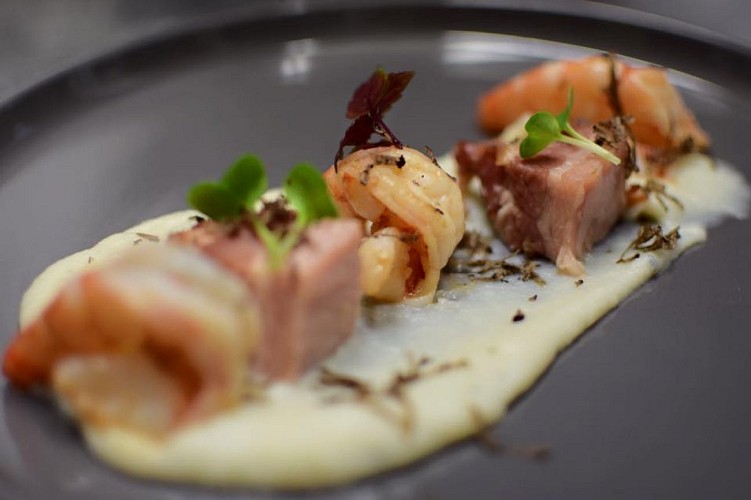 Chez Pauline by Le 1900 3