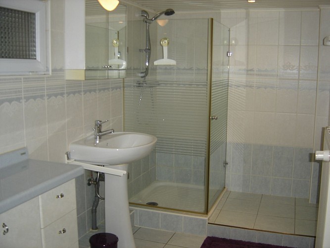 Furnished accomodation from Bernard HEIM