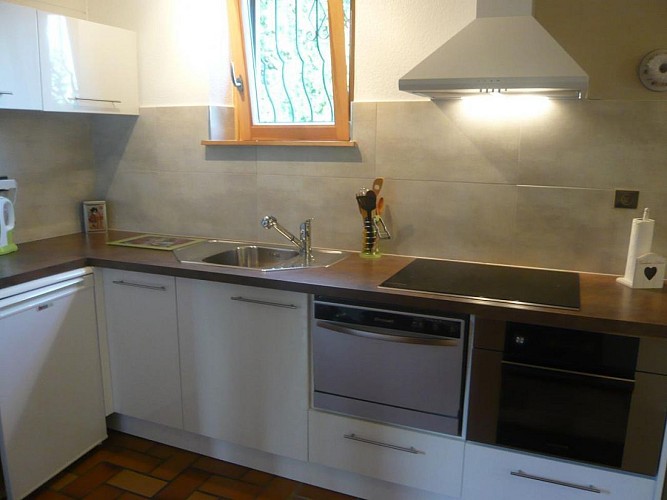 Furnished accomodation from Henri HAUG