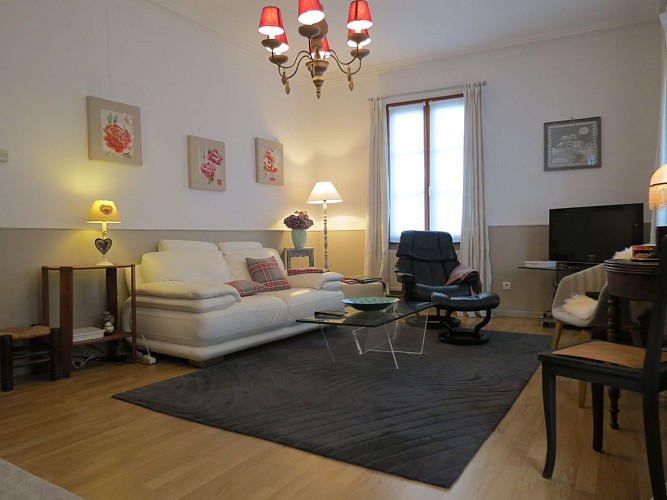 Michel AMROUNI vacation rentals