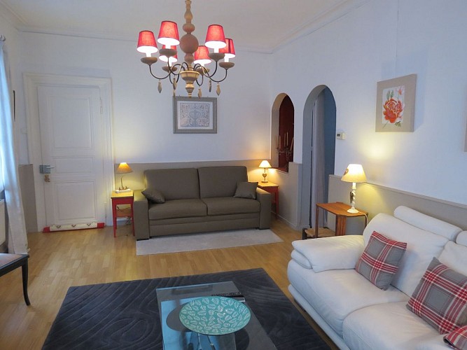 Michel AMROUNI vacation rentals