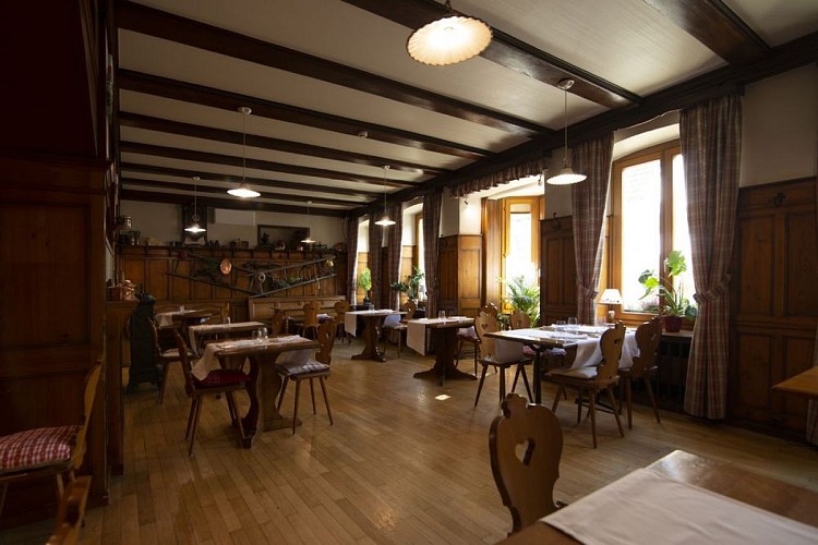 Hotel-Restaurant' 'La Charrue'