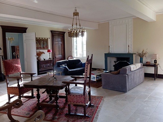 HLOAQU047V50LWH0_SOUILLOT_Grande03