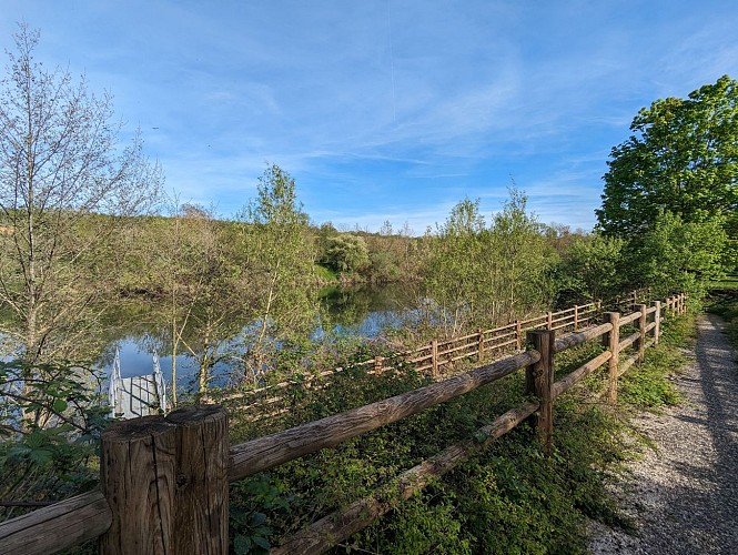 Halte fluviale "le village"