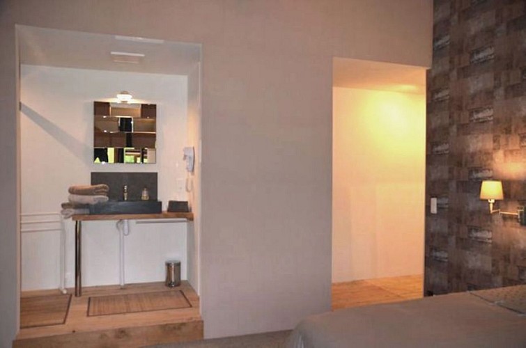 HLOAQU047FS000CW_Chambre_d'Amis_SDE