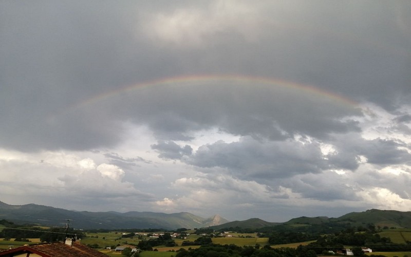 Le relais vers la source-arc en ciel-Çaro