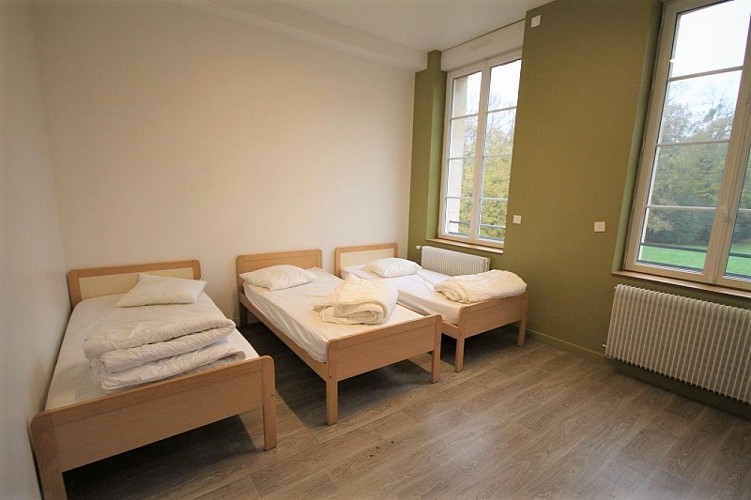 Gite de groupe_Montaure_chambre 3 personnes