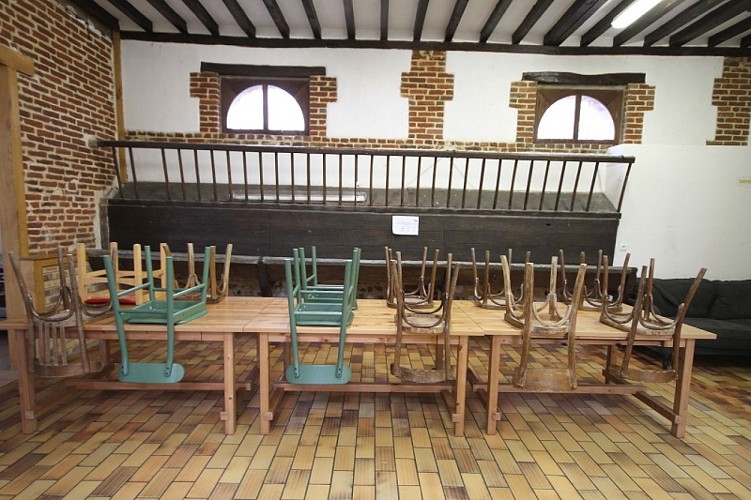 Gite Montaure_les communs_salon