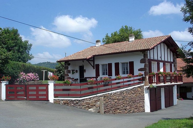 Location Erramoun - Maison - Ascarat