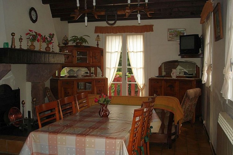 Location Erramoun - Salle à manger - Ascarat