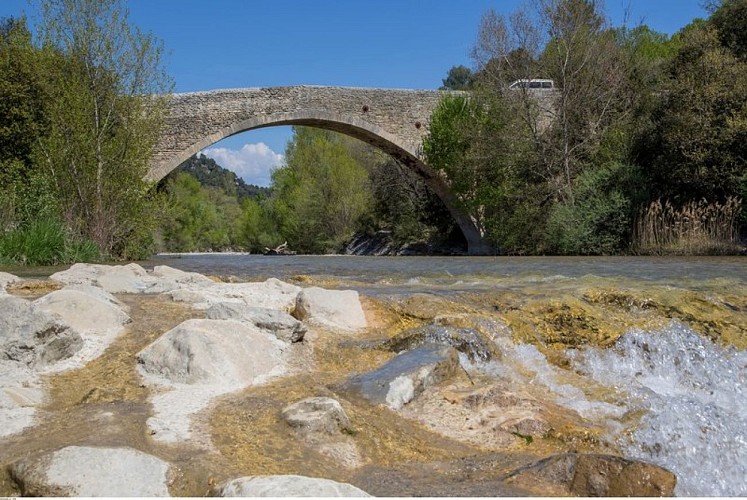 Le pont Saint-Michel d'Entrechaux