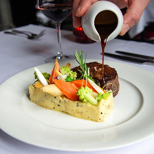 Royal Hainaut Spa &amp; Resort Hotel 3