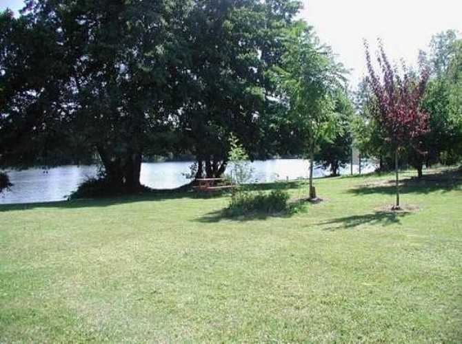 HLOAQU047FS000H8_grande6